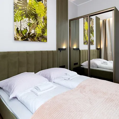 Ostoja Parku Narodowego, Sun & Snow Szklarska Poręba