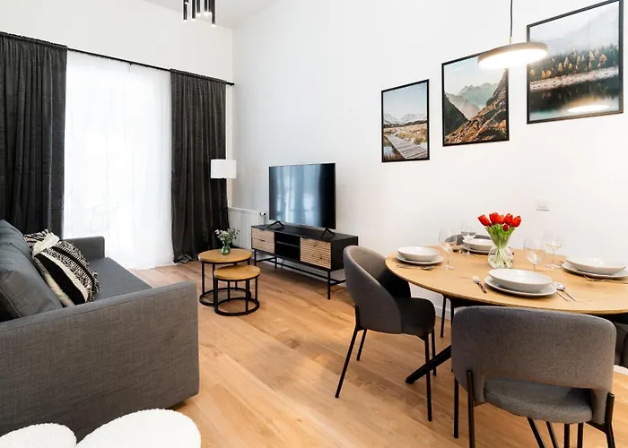 Ostoja Parku Narodowego, Sun & Snow *